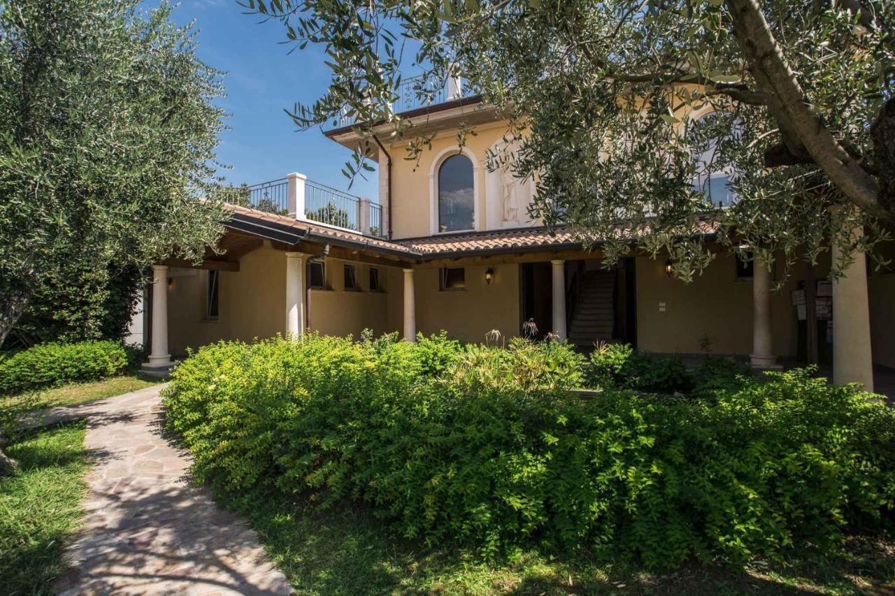 Mobilehomes In Pieve Vecchia - Norditalienische Seen 22044 Manerba del Garda Exterior photo